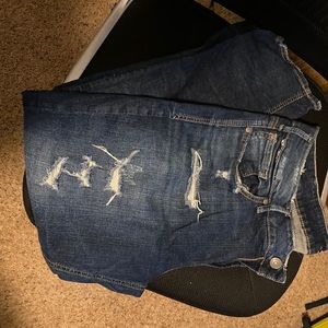 Skinny distressed jeans